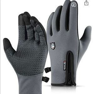 Waterproof gloves